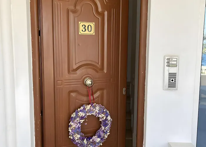 Seaside House In Agios Vasilios Semesterbostad